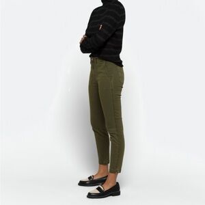 Studio Blue olive green skinny jeans - size 28